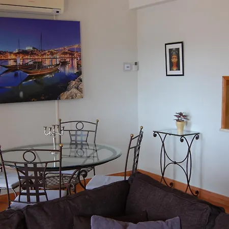 Villa Charming 3-bedroom With Wifi And Heating In Beautiful Santa Brbar Faro