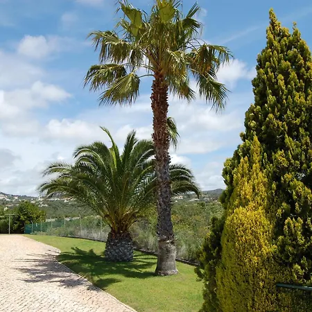 Charming 3-Bedroom Villa With Wifi And Central Heating In Beautiful Santa Brbar