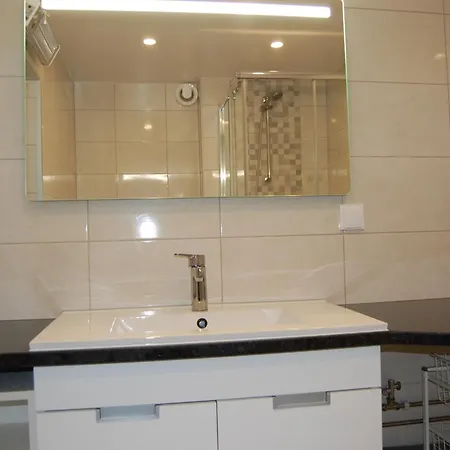 Charming 3-Bedroom Villa With Wifi And Central Heating In Beautiful Santa Brbar * District de Faro