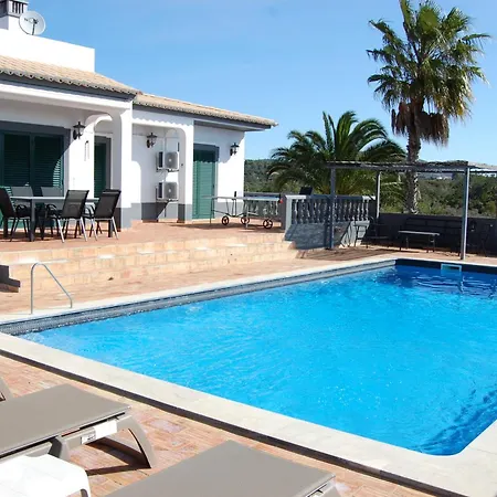 Charming 3-bedroom With Wifi And Heating In Beautiful Santa Brbar Villa Faro