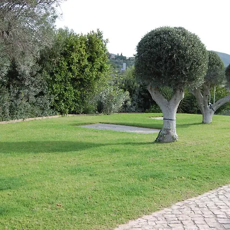 Villa Charming 3-bedroom With Wifi And Heating In Beautiful Santa Brbar Faro