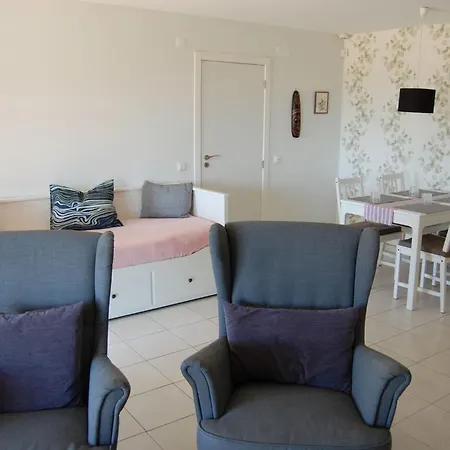 Charming 3-bedroom With Wifi And Heating In Beautiful Santa Brbar Villa Faro